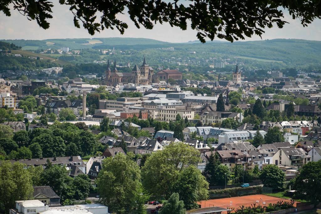 Ferienwohnung Kirchturmblick Euren Trier Luaran gambar